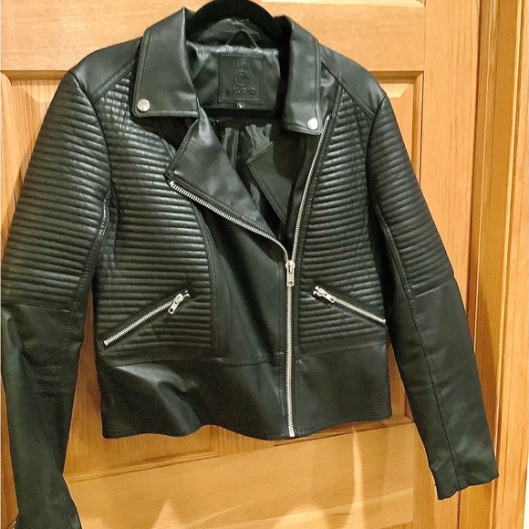 Max Studio Women’s Black Faux Leather Quilted Zippered Moto Jacket Size Large - Picture 11 of 12